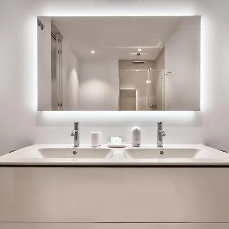 Infinity 0-2 Luxe Partial Sea View 2b Semesterbostad *