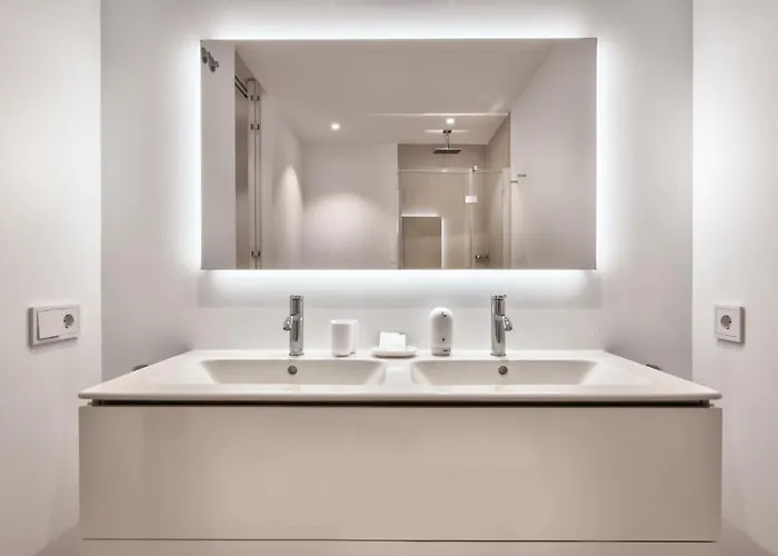 Infinity 0-2 Luxe Partial Sea View 2b 펜션 *