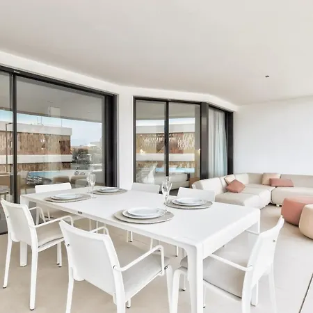 Infinity 0-2 Luxe Partial Sea View 2b Арона